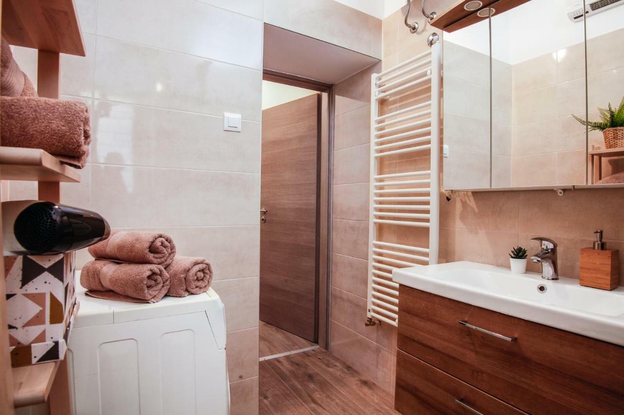 Apartment Kensi*** Pula Zewnętrze zdjęcie