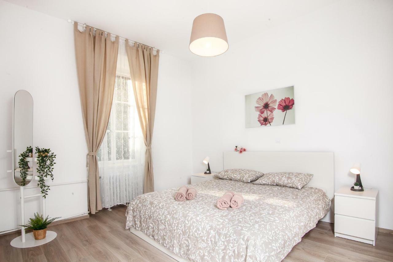 Apartment Kensi*** Pula Zewnętrze zdjęcie