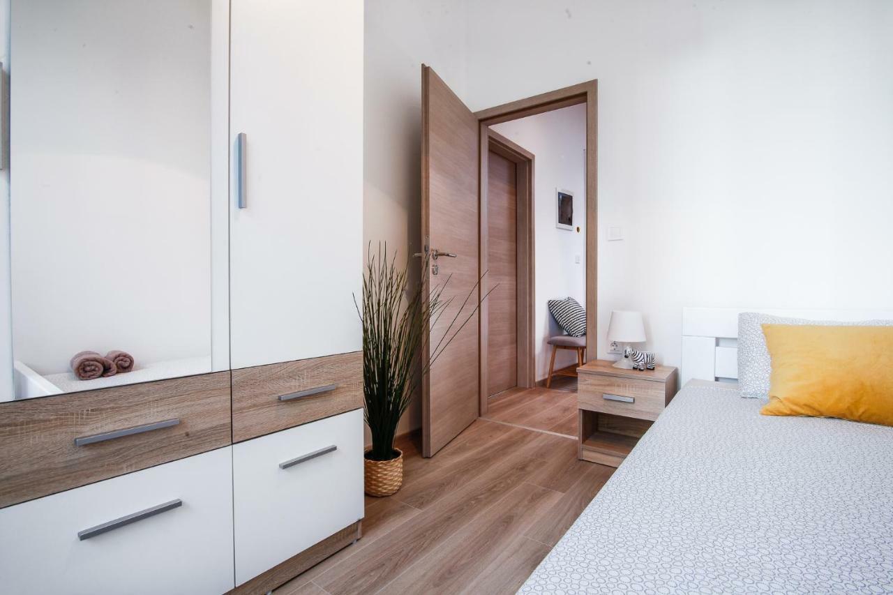 Apartment Kensi*** Pula Zewnętrze zdjęcie