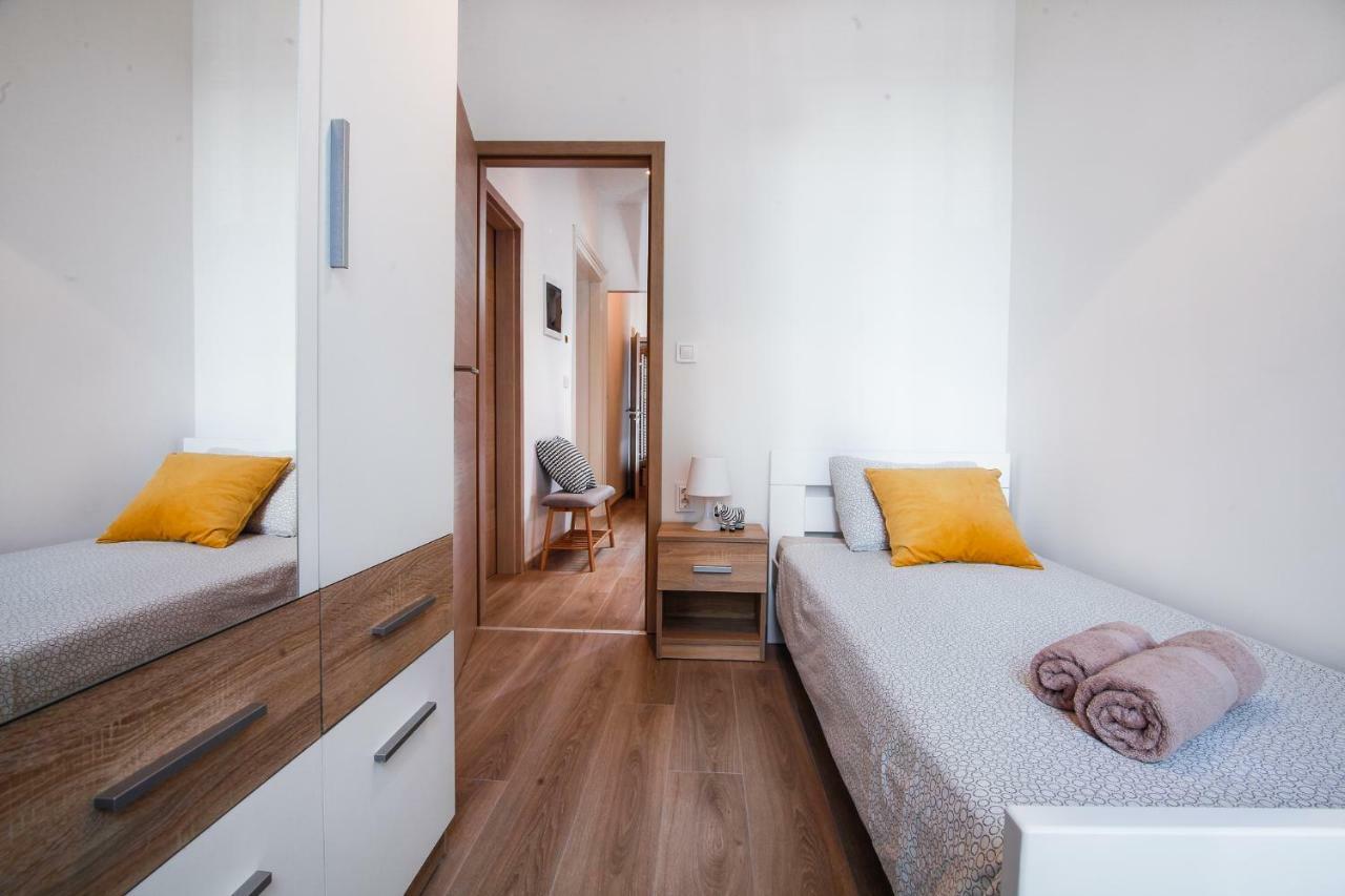 Apartment Kensi*** Pula Zewnętrze zdjęcie